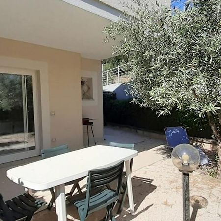 Villetta Federico Climatizzata Con Giardino Privato Viddalba Exterior photo